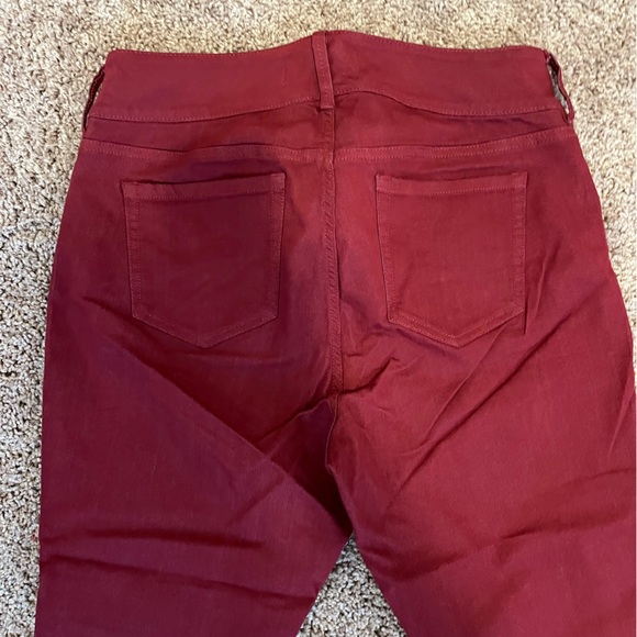 Torrid Size 16 Regular Red high rise Jegging. Gently used, perfect condition. - Picture 8 of 10